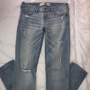 size 3S (short) hollister jeans